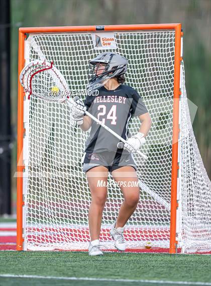 Thumbnail 3 in Wellesley vs. Central Catholic (MIAA Division1 Final) photogallery.