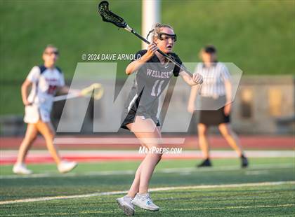 Thumbnail 2 in Wellesley vs. Central Catholic (MIAA Division1 Final) photogallery.