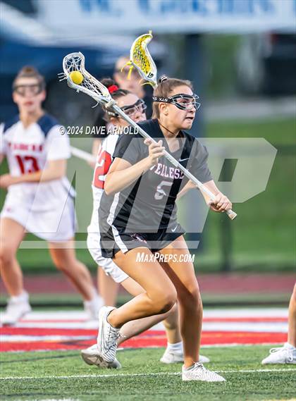 Thumbnail 2 in Wellesley vs. Central Catholic (MIAA Division1 Final) photogallery.