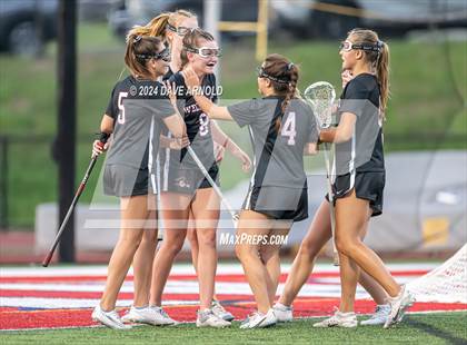 Thumbnail 3 in Wellesley vs. Central Catholic (MIAA Division1 Final) photogallery.