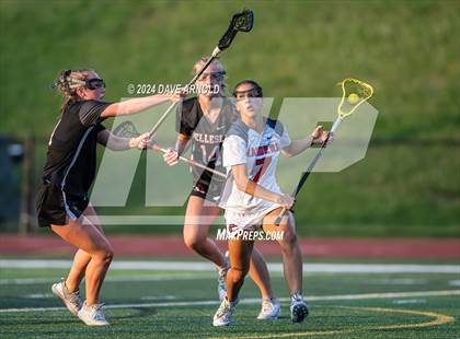 Thumbnail 3 in Wellesley vs. Central Catholic (MIAA Division1 Final) photogallery.