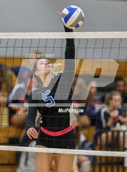 Thumbnail 3 in Lovett vs Chamblee (Tri-Match) photogallery.