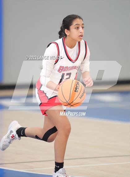 Thumbnail 2 in Hayden vs. Belleview Christian photogallery.