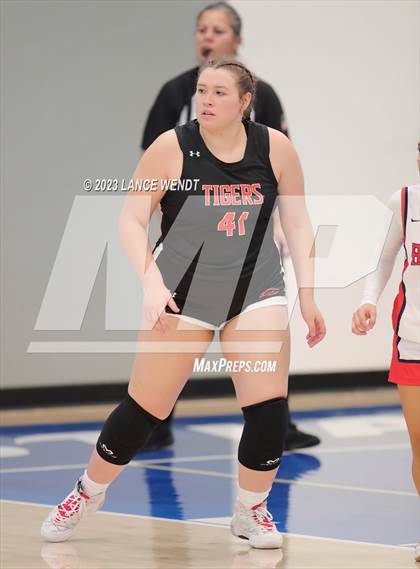 Thumbnail 3 in Hayden vs. Belleview Christian photogallery.