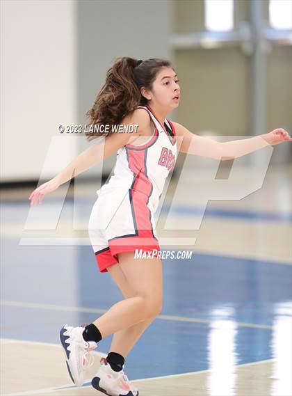 Thumbnail 2 in Hayden vs. Belleview Christian photogallery.