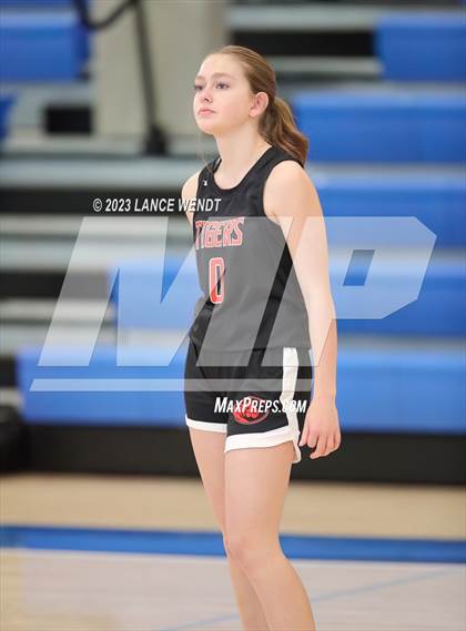 Thumbnail 3 in Hayden vs. Belleview Christian photogallery.