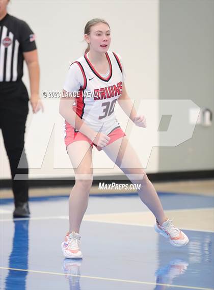 Thumbnail 1 in Hayden vs. Belleview Christian photogallery.