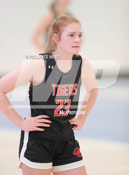 Thumbnail 1 in Hayden vs. Belleview Christian photogallery.