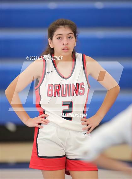 Thumbnail 3 in Hayden vs. Belleview Christian photogallery.