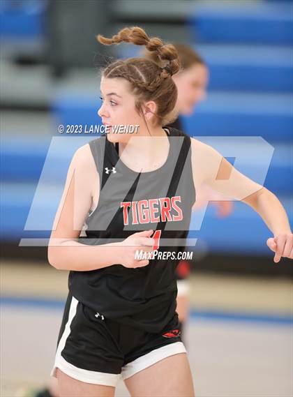 Thumbnail 1 in Hayden vs. Belleview Christian photogallery.