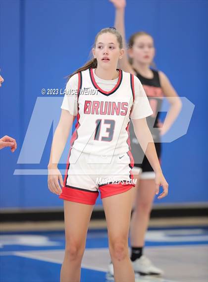 Thumbnail 2 in Hayden vs. Belleview Christian photogallery.