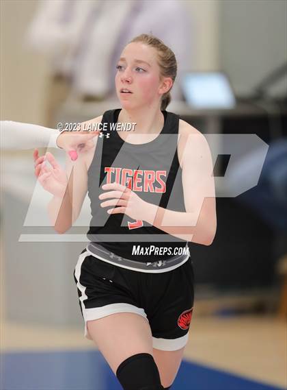 Thumbnail 2 in Hayden vs. Belleview Christian photogallery.
