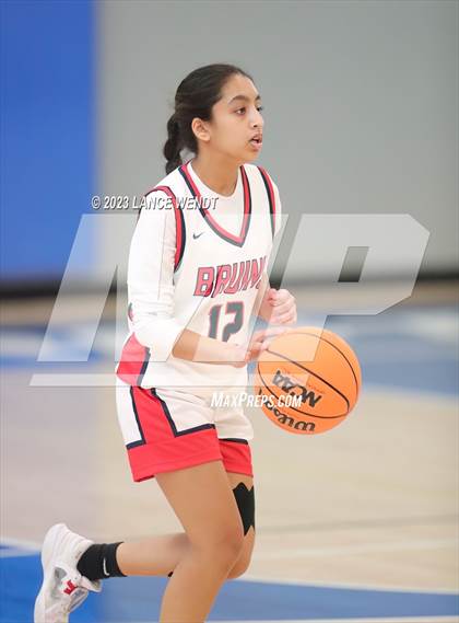 Thumbnail 1 in Hayden vs. Belleview Christian photogallery.