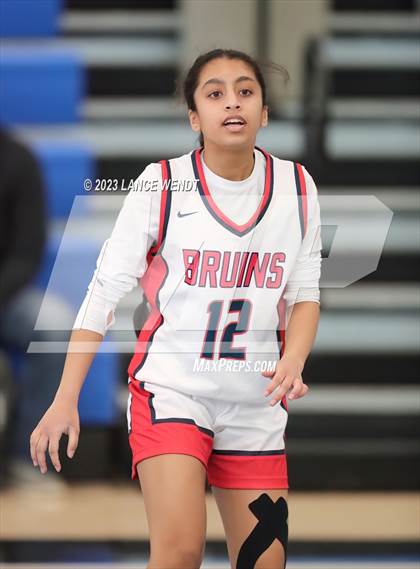 Thumbnail 3 in Hayden vs. Belleview Christian photogallery.