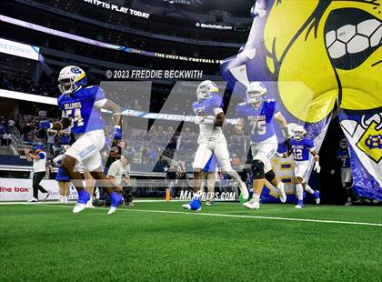 Thumbnail 2 in Chapel Hill vs. Anna (UIL 4A D1 Football Final) photogallery.