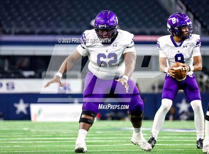 Thumbnail 3 in Chapel Hill vs. Anna (UIL 4A D1 Football Final) photogallery.
