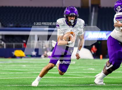 Thumbnail 1 in Chapel Hill vs. Anna (UIL 4A D1 Football Final) photogallery.