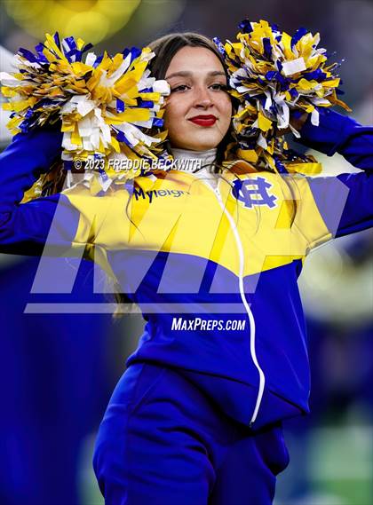 Thumbnail 1 in Chapel Hill vs. Anna (UIL 4A D1 Football Final) photogallery.