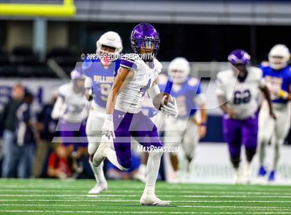 Thumbnail 1 in Chapel Hill vs. Anna (UIL 4A D1 Football Final) photogallery.