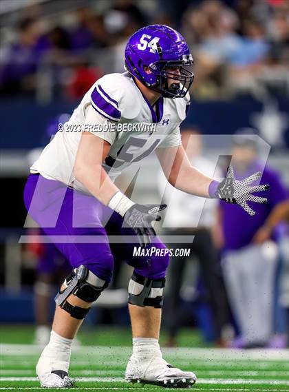 Thumbnail 3 in Chapel Hill vs. Anna (UIL 4A D1 Football Final) photogallery.