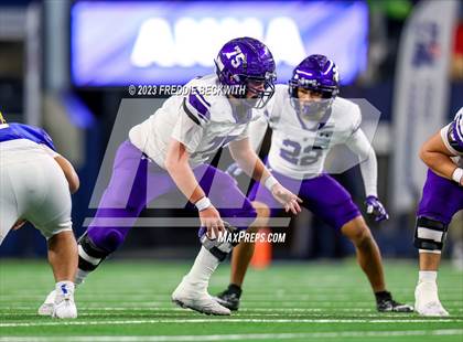 Thumbnail 1 in Chapel Hill vs. Anna (UIL 4A D1 Football Final) photogallery.