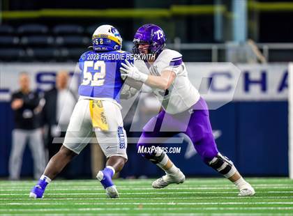 Thumbnail 1 in Chapel Hill vs. Anna (UIL 4A D1 Football Final) photogallery.