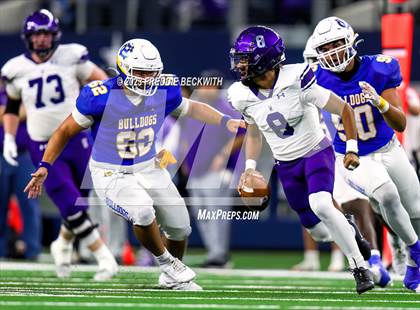 Thumbnail 1 in Chapel Hill vs. Anna (UIL 4A D1 Football Final) photogallery.