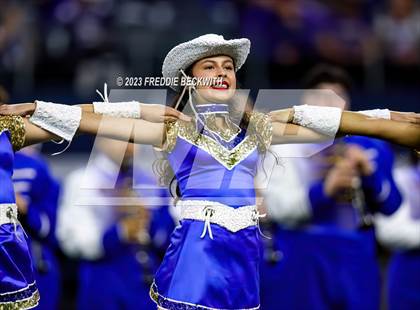 Thumbnail 3 in Chapel Hill vs. Anna (UIL 4A D1 Football Final) photogallery.