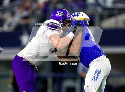 Thumbnail 2 in Chapel Hill vs. Anna (UIL 4A D1 Football Final) photogallery.