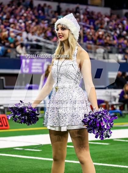 Thumbnail 1 in Chapel Hill vs. Anna (UIL 4A D1 Football Final) photogallery.