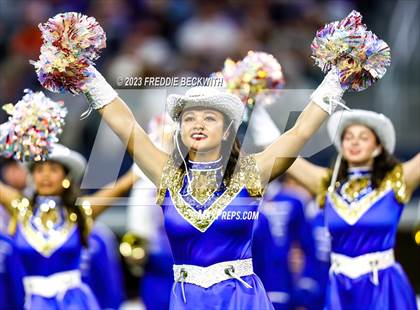 Thumbnail 1 in Chapel Hill vs. Anna (UIL 4A D1 Football Final) photogallery.