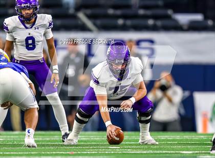 Thumbnail 2 in Chapel Hill vs. Anna (UIL 4A D1 Football Final) photogallery.