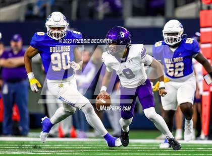 Thumbnail 3 in Chapel Hill vs. Anna (UIL 4A D1 Football Final) photogallery.