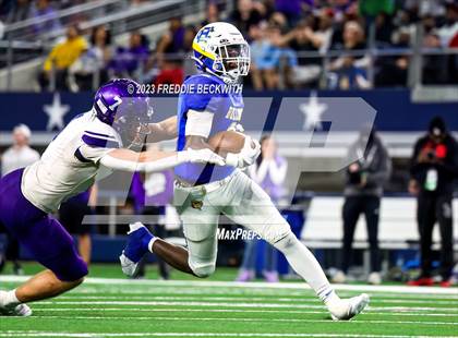 Thumbnail 1 in Chapel Hill vs. Anna (UIL 4A D1 Football Final) photogallery.