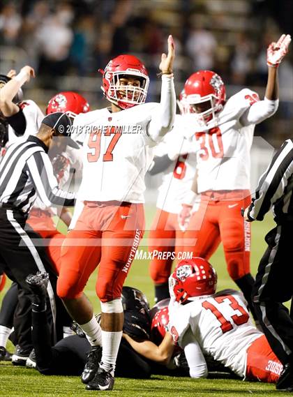 Thumbnail 3 in Bentonville vs. Northside (AAA 7A 2nd Round) photogallery.