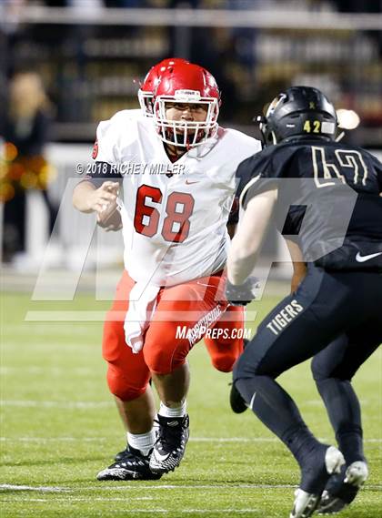 Thumbnail 3 in Bentonville vs. Northside (AAA 7A 2nd Round) photogallery.