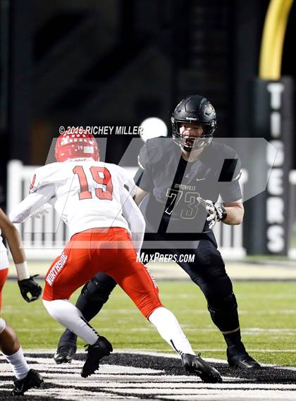 Thumbnail 2 in Bentonville vs. Northside (AAA 7A 2nd Round) photogallery.