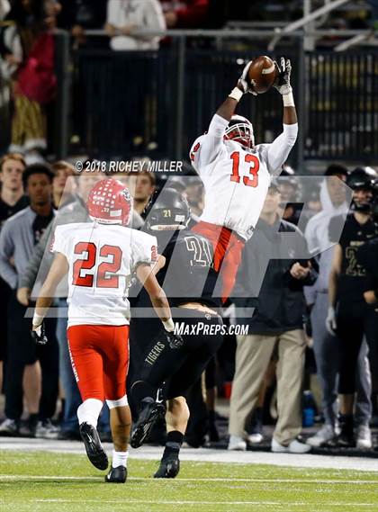 Thumbnail 2 in Bentonville vs. Northside (AAA 7A 2nd Round) photogallery.