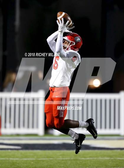 Thumbnail 3 in Bentonville vs. Northside (AAA 7A 2nd Round) photogallery.