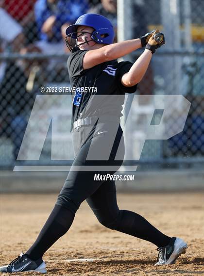 Thumbnail 2 in Arapahoe @ Grandview photogallery.