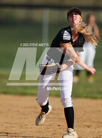 Thumbnail 2 in Arapahoe @ Grandview photogallery.