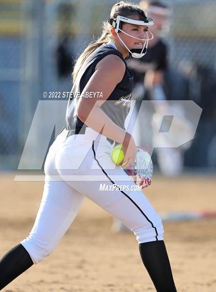 Thumbnail 2 in Arapahoe @ Grandview photogallery.