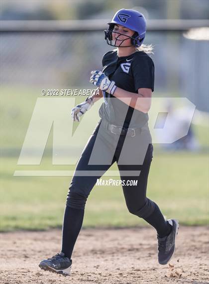 Thumbnail 1 in Arapahoe @ Grandview photogallery.
