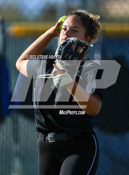 Thumbnail 3 in Arapahoe @ Grandview photogallery.