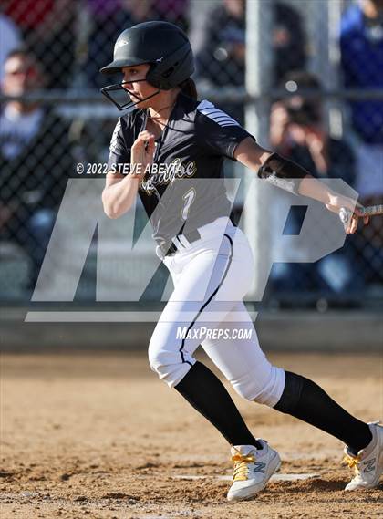 Thumbnail 2 in Arapahoe @ Grandview photogallery.