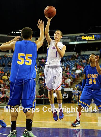 Thumbnail 2 in Folsom vs Grant (CIF SJS D2 Semifinal) photogallery.