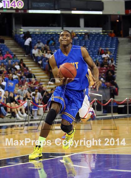 Thumbnail 3 in Folsom vs Grant (CIF SJS D2 Semifinal) photogallery.