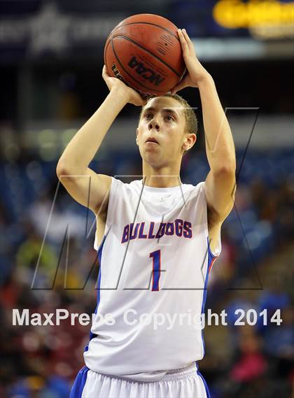 Thumbnail 2 in Folsom vs Grant (CIF SJS D2 Semifinal) photogallery.