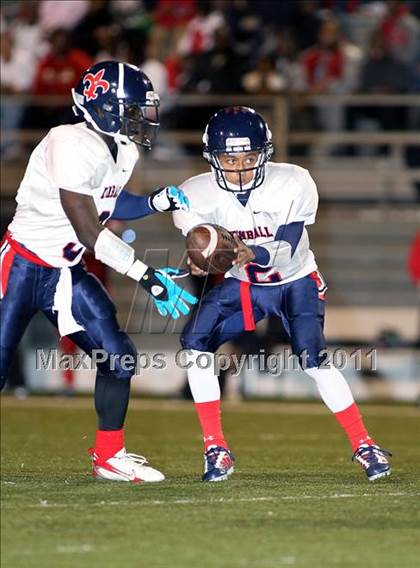 Thumbnail 2 in Kimball vs. Wilson (4A Region 2 Bi-District Playoffs) photogallery.