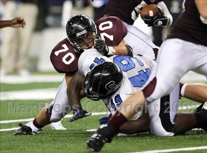 Thumbnail 1 in Summit vs. Mansfield Timberview (Kirk Herbstreit Varsity Football Series) photogallery.